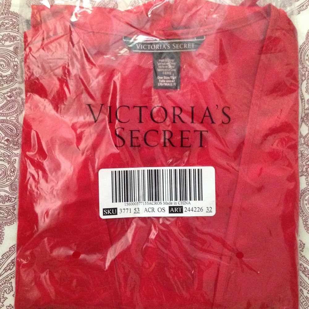 NWT Victoria's Secret Satin LOVE Kimono - Picture 3 of 3